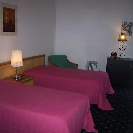 酒店 Residencial Caravela 2*