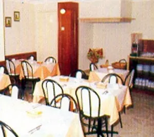 Hotell Residencial Caravela 2*